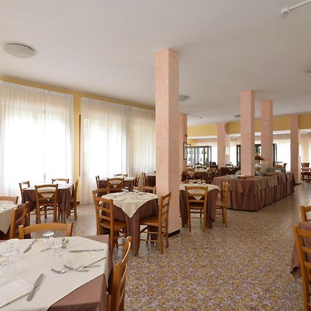 Hotel Attico 끼안챠노테르메 외부 사진