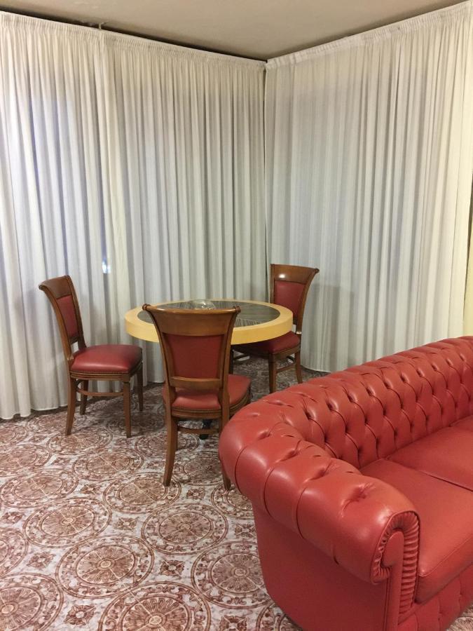 Hotel Attico 끼안챠노테르메 외부 사진